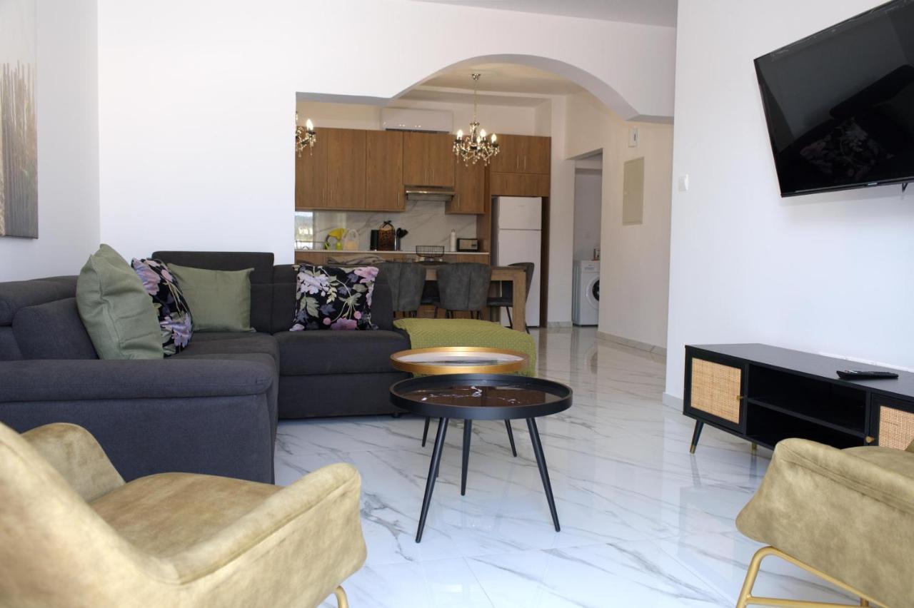Musan Boutique Apartments アヤナパ エクステリア 写真