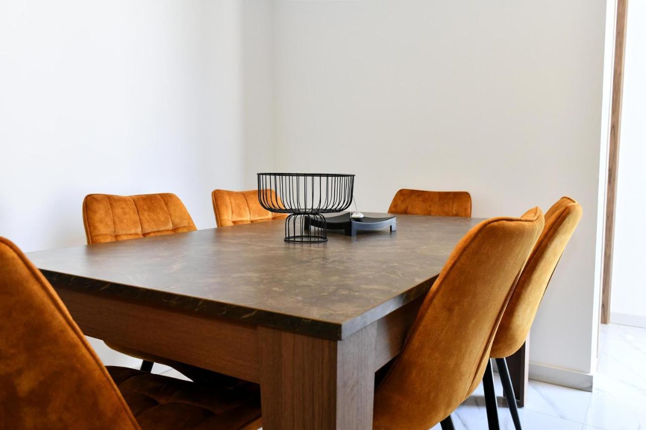 Musan Boutique Apartments アヤナパ エクステリア 写真